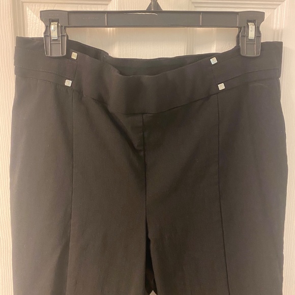 Rafaela Comfort  Slim Leg Black Ankle Pull On Pants NWOT Size 14 - Picture 5 of 9
